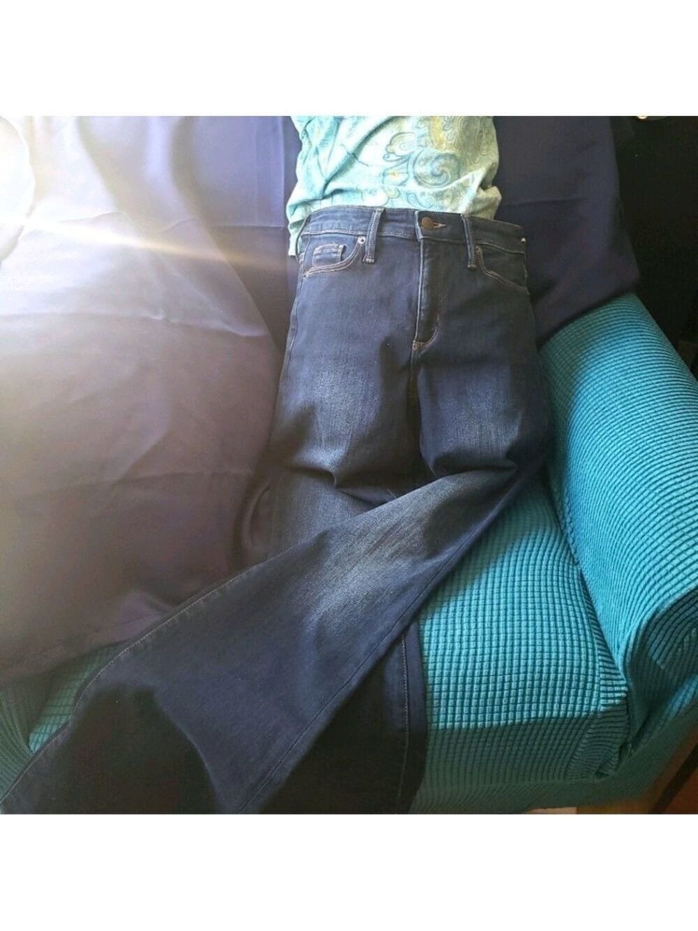 Universal Thread Flare Jeans Size 26 32